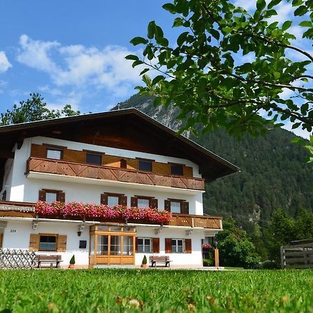 Ferienwohnung Haus Bergesblick Leutasch Exterior foto
